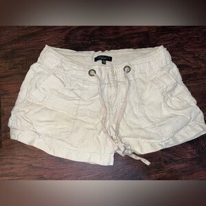 Sanctuary Women's Cream Cargo Shorts